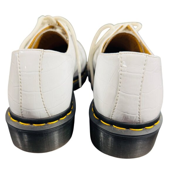 Dr. Martens 26861 Women's Size 9 White Croc Embossed Patent Leather Shoes - Picture 3 of 12